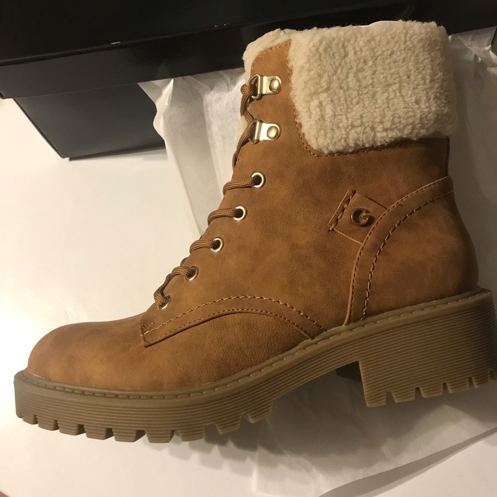 GBG Los Angeles Saucie boots NIB